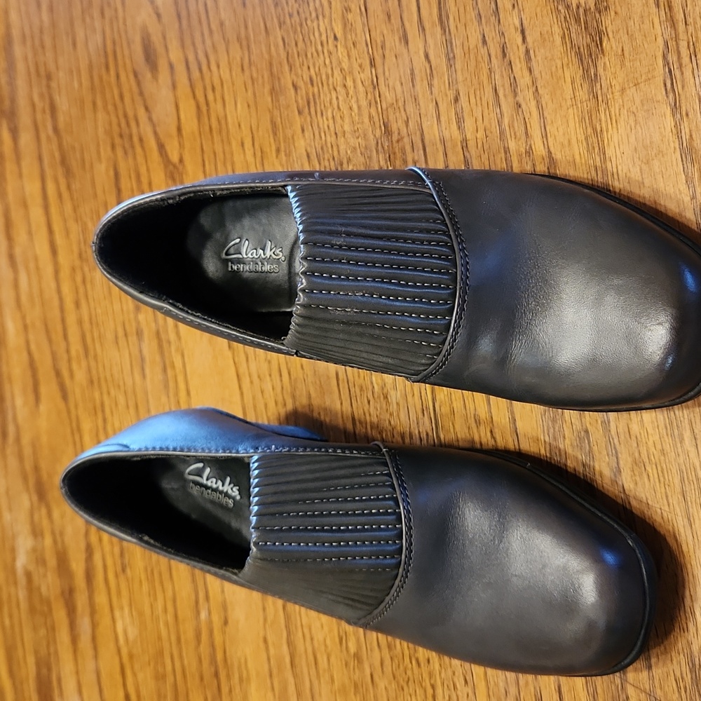Clarks Bendables Gray Size 7